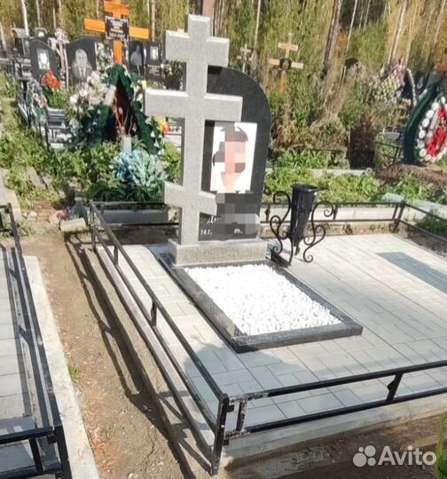 Мемориальные комплексы из гранита