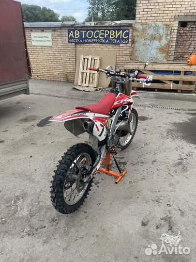 Honda cr125r