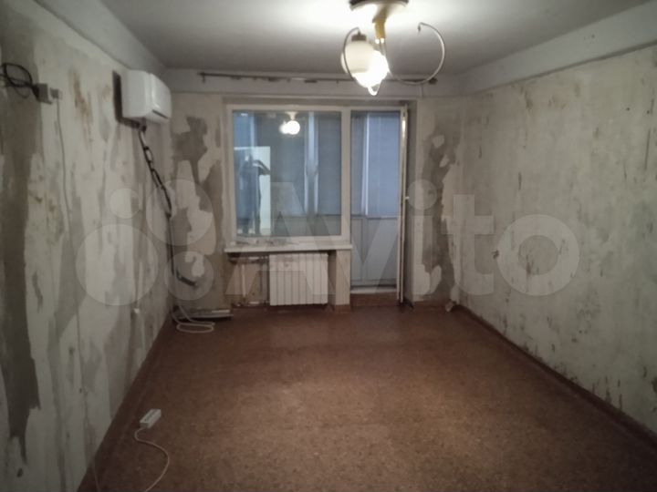 2-к. квартира, 50 м², 3/9 эт.