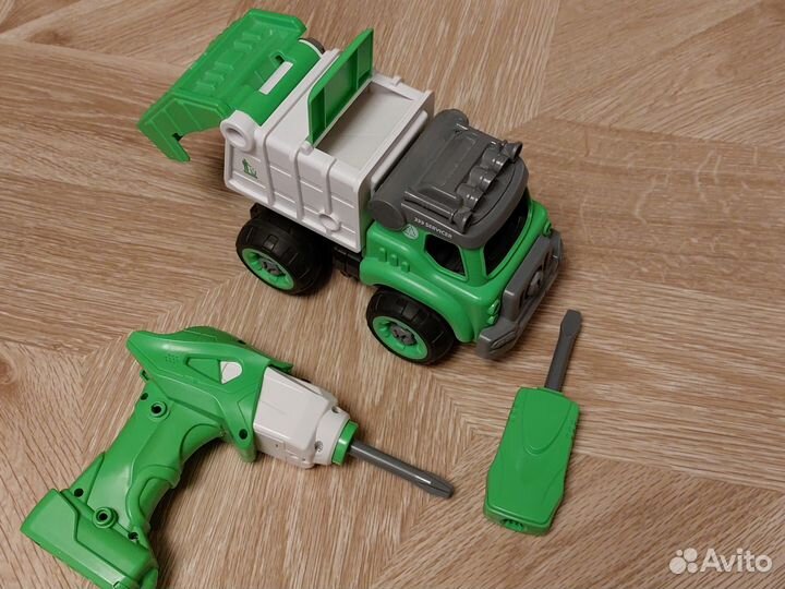 Мусоровоз фирмы Mobicaro