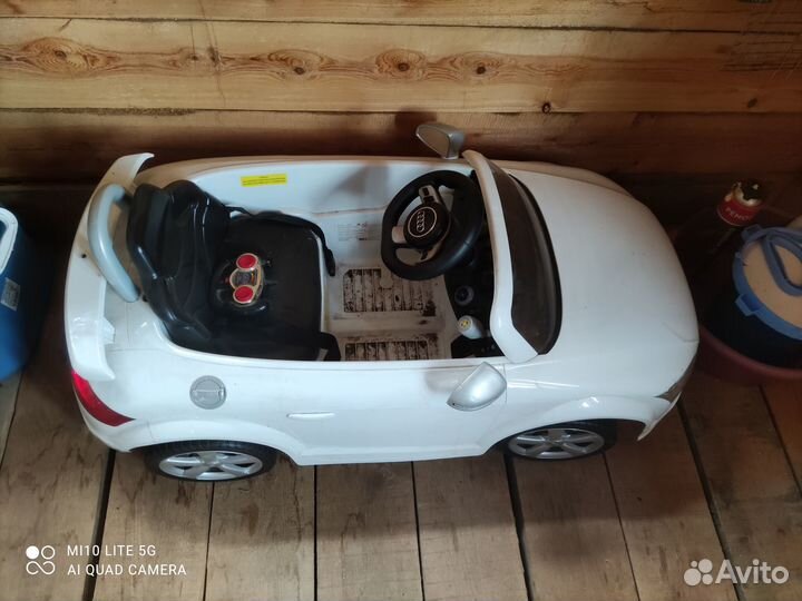 Детский электромобиль бу Audi TT RS Plus