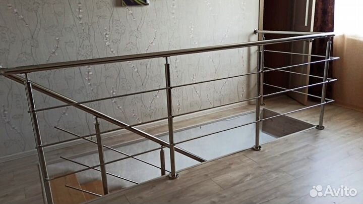 Сборные перила для лестниц металлические