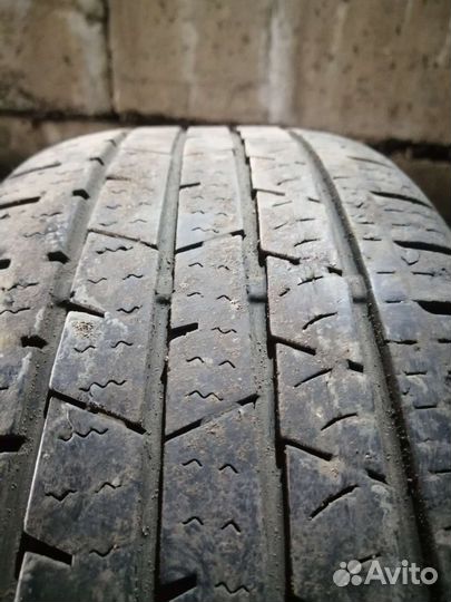 Continental CrossContact LX25 215/65 R16