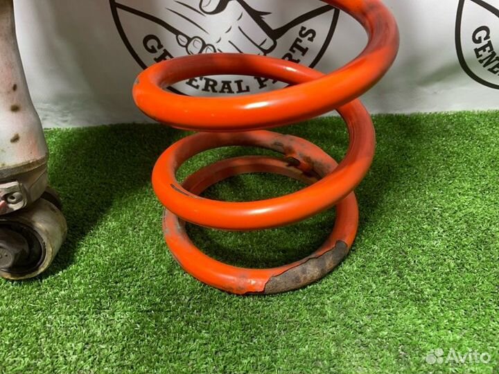 Стойка подвески Toyota Hilux Surf KZN185 1KZ 1998