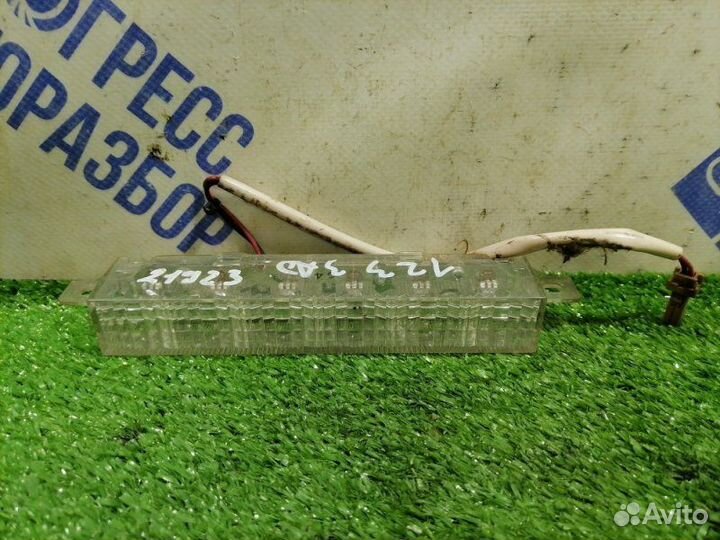 Стоп-сигнал задний Infiniti G35 седан 3.5 VQ35DE