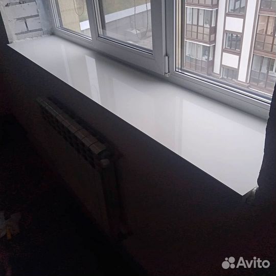 Подоконник из искусственного камня акрил и кварц