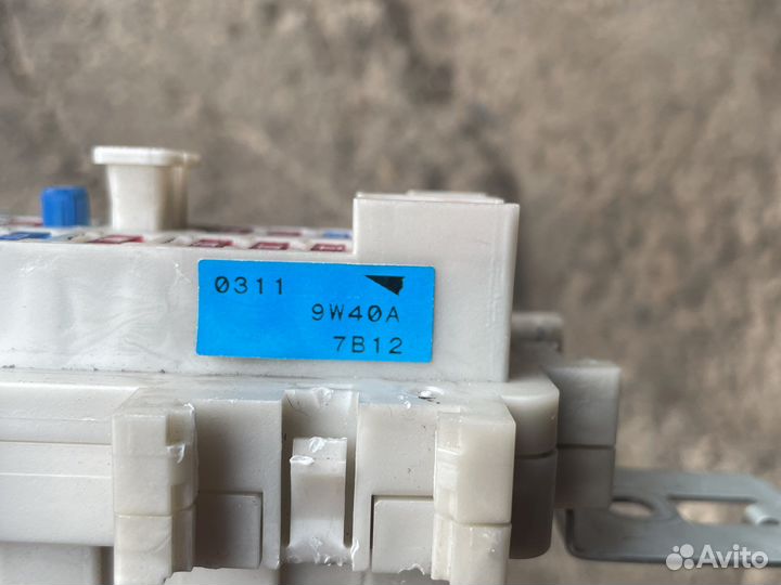 Блок предохранителей салона Ниссан teana j31