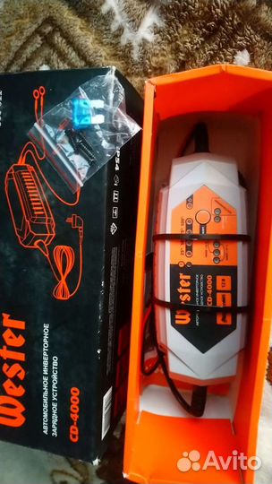 Инвенторное зар.устройство для авто-мото акб