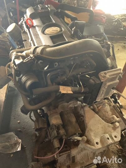 Двигатель Volkswagen Passat B7 1.4 CAX