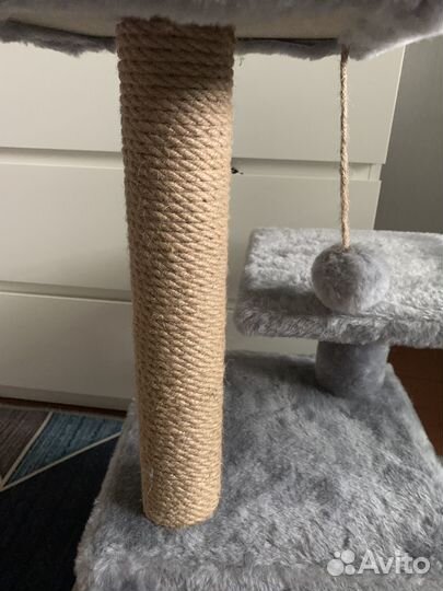 Домик для кошки с когтеточкой (новый)