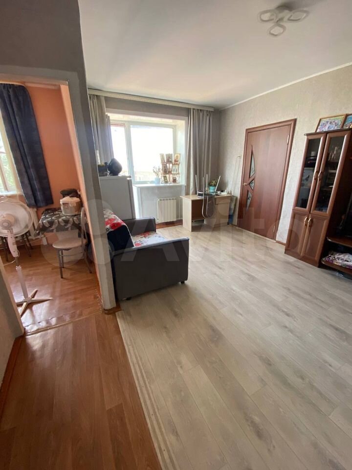 2-к. квартира, 50 м², 4/4 эт.