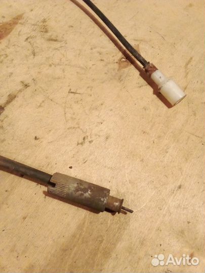 Трос спидометра Passat B3