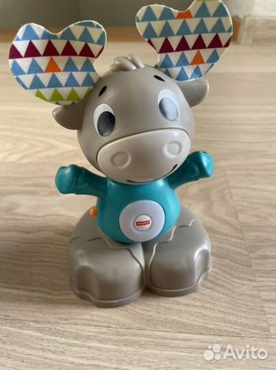 Кубик, лось и телефон