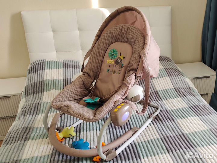 Шезлонг детский