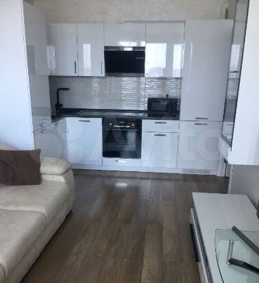 2-к. квартира, 46 м², 9/18 эт.