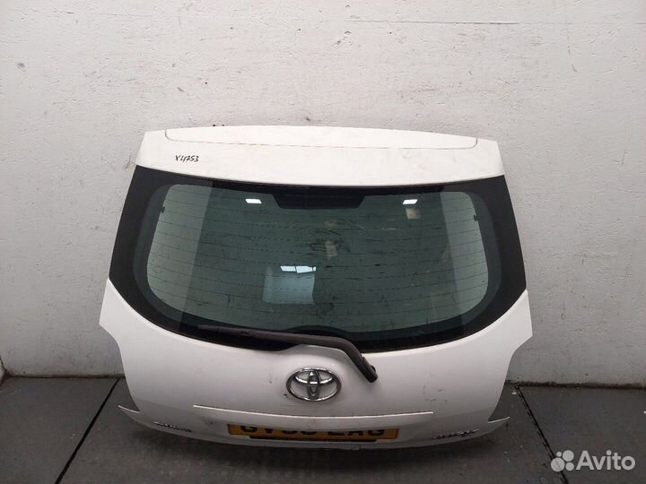 Крышка багажника Toyota Auris E15, 2008