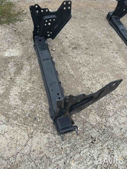 Передняя часть усилитель Scania P 6 серия