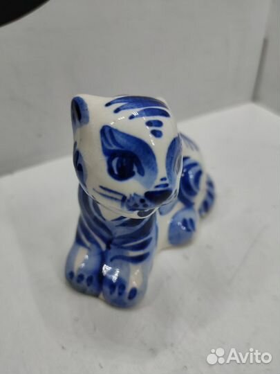 Декоративная фигурка 