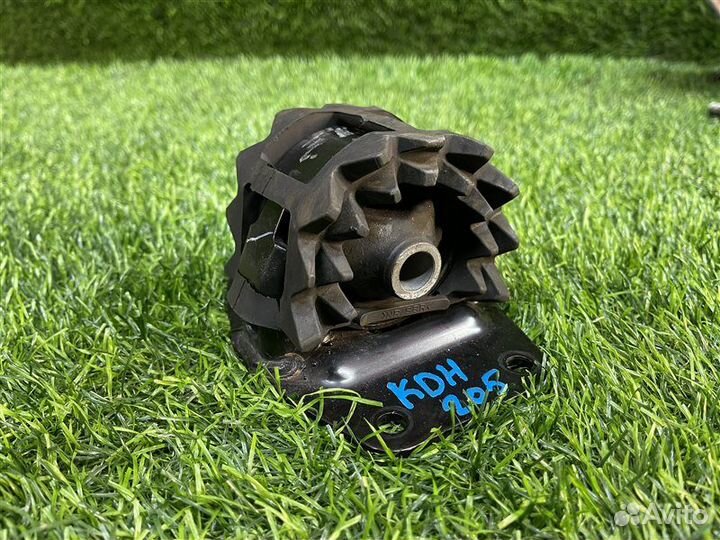 Подушка АКПП задняя Toyota Hiace/Regiusace KDH205