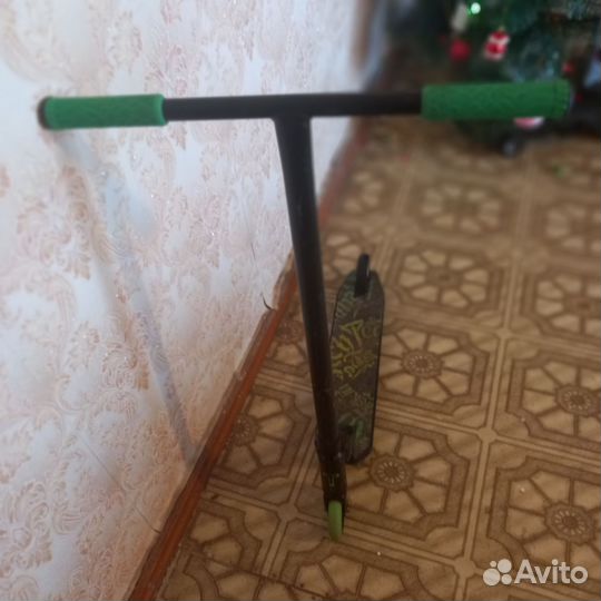 Трюковой самокат