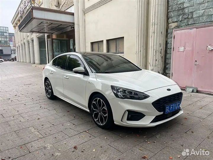 Ford Focus 1.5 AT, 2021, 39 000 км