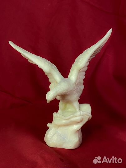 Статуэтка «Орел»