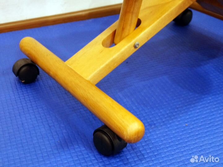 Коленный стул со спинкой, деревянный