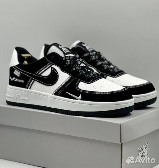 Кроссовки Nike Air Force 1 Lov