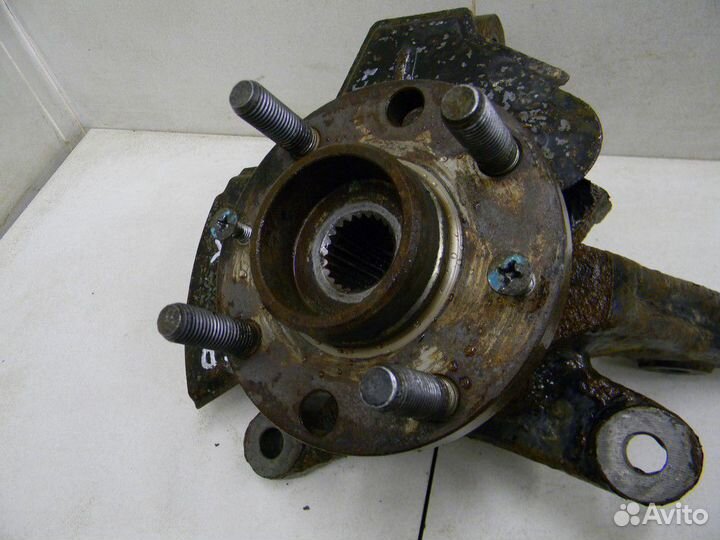 Кулак поворотный передний правый Aveo (T250) 2005