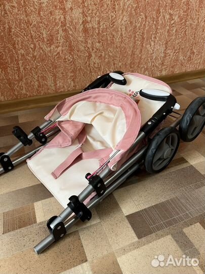 Коляска для кукол