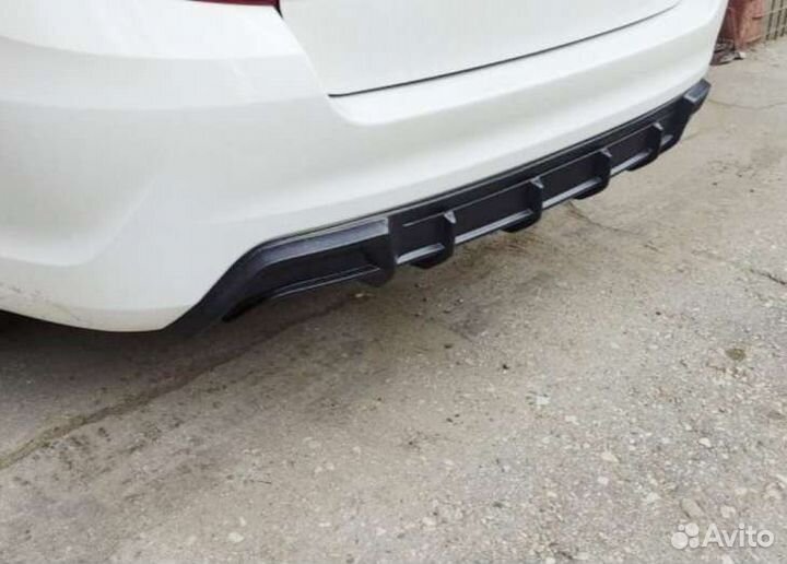 Диффузор / накладка заднего бампера Гранта FL