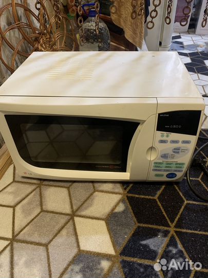 Микроволновая печь lg