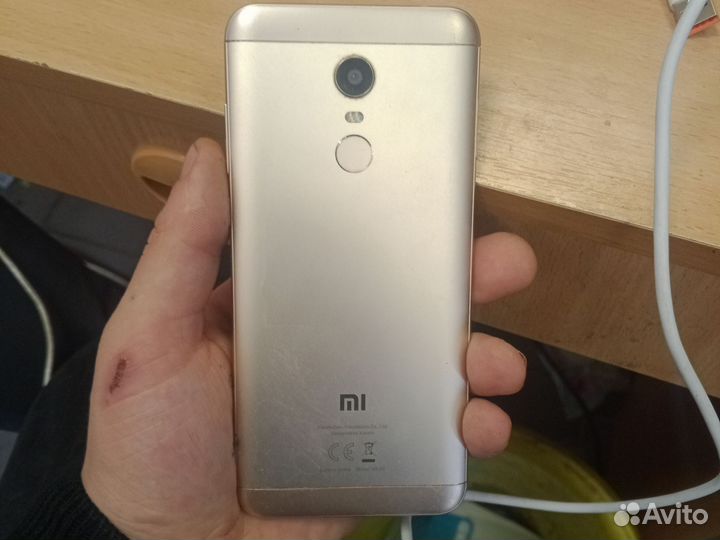 Xiaomi Redmi 5 Plus, 4/64 ГБ