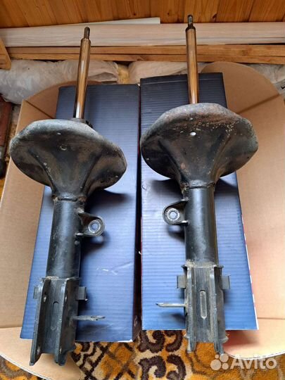 Амортизаторы Hyundai Tucson JM. Mando