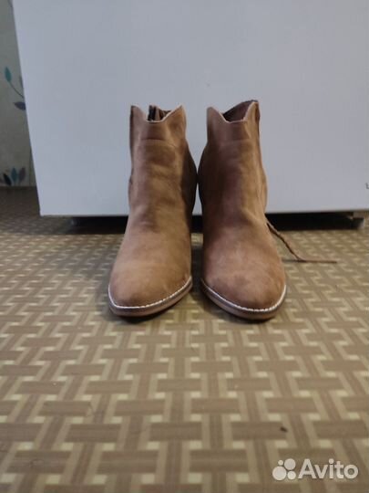 Ботильоны, 40 Bershka