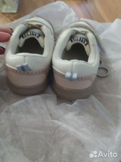 Кроссовки детские