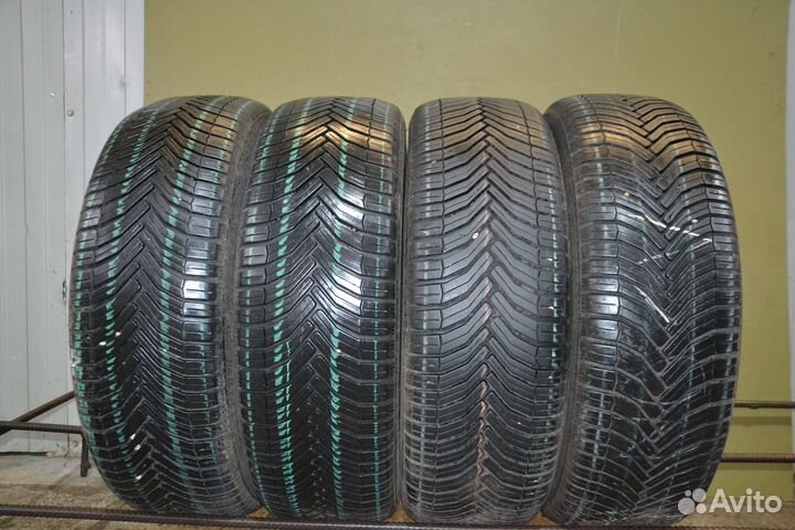 Michelin CrossClimate 215/60 R17 100V