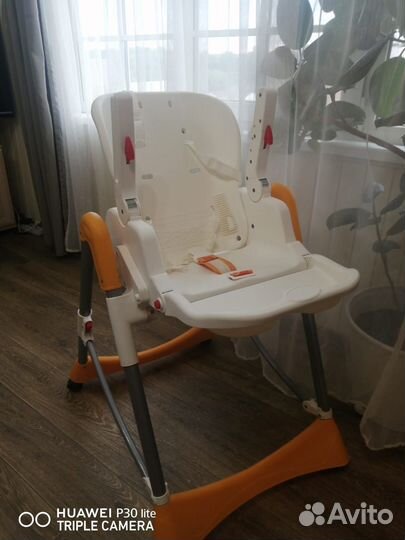 Детский стульчик для кормления