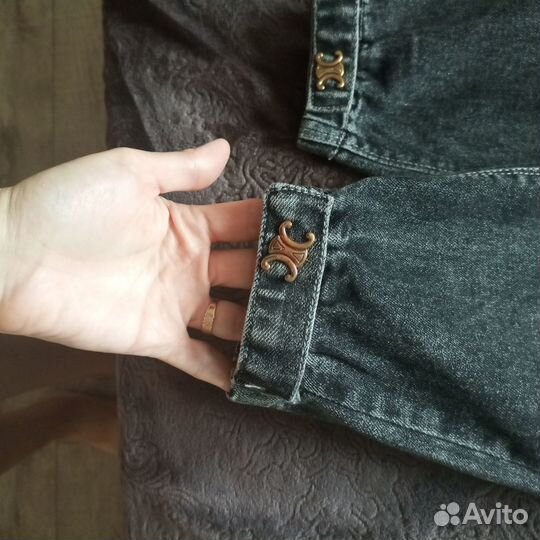 Джинсы