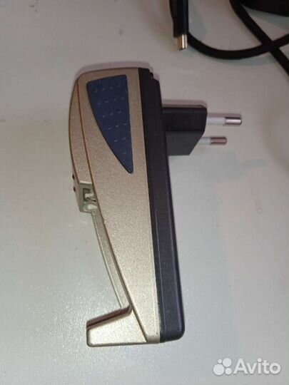 Зарядное устройство для 4 аккумуляторов аа