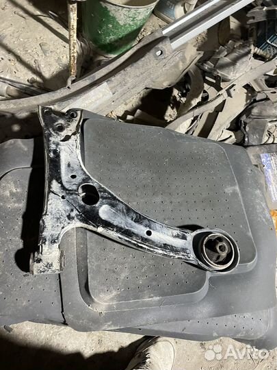 Рычаг передний левый toyota fielder