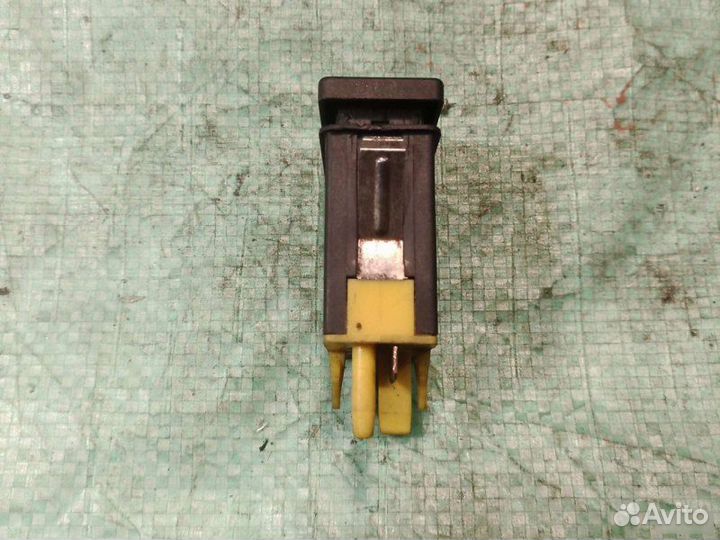 Кнопка птф Audi 80 B4