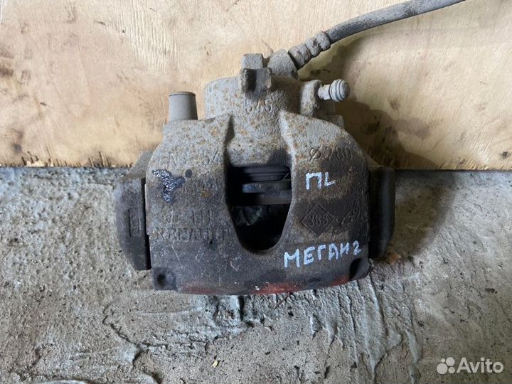 Суппорт передний левый Renault Megane 2 K4MD812