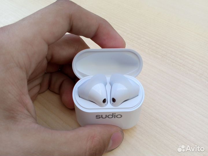 Беспроводные наушники