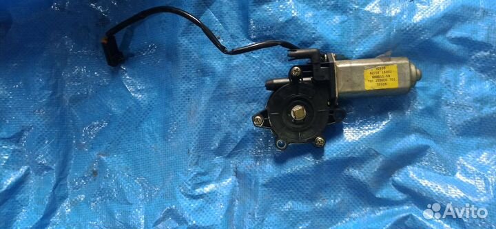 Моторчик стеклоподъемник левый Almera classic