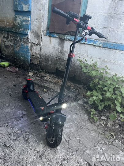 Продам самокат