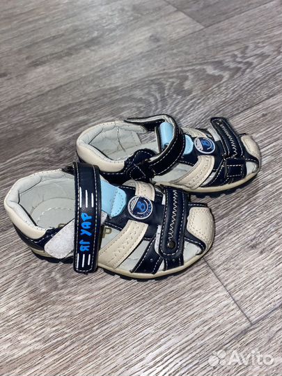 Сандали для мальчика 22