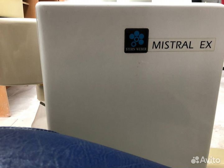 Стоматологическая установка / кресло