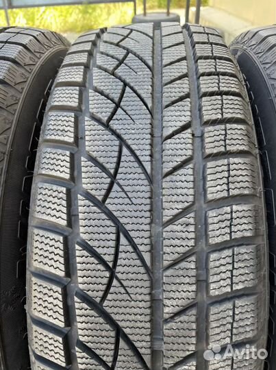 Jinyu Winter JW-51 225/65 R17 102S