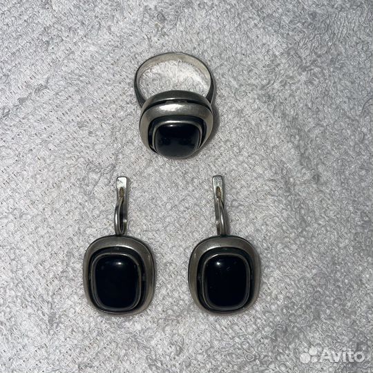 Комплект из серебра кольцо и серьги СССР (Сзр)